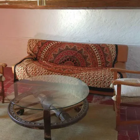 Can Parellada Bodega Carol Valles * Subirats